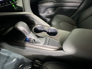 2024 Toyota Camry SE — photo 21