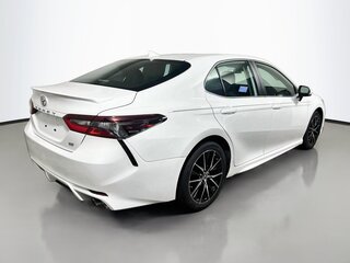 2024 Toyota Camry SE — photo 3