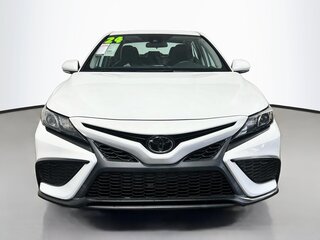 2024 Toyota Camry SE — photo 8
