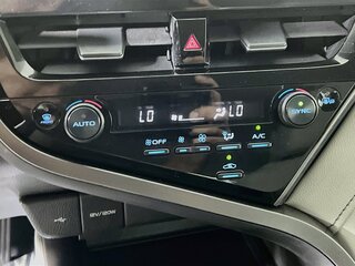 2024 Toyota Camry SE — photo 22