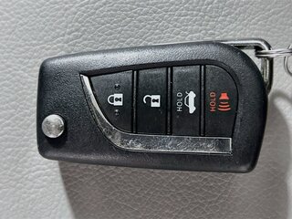 2024 Toyota Camry SE — photo 32