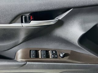 2024 Toyota Camry LE — photo 14