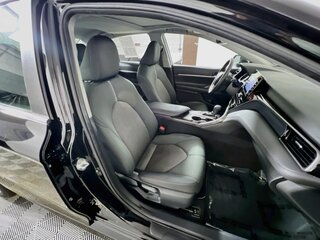 2024 Toyota Camry LE — photo 28