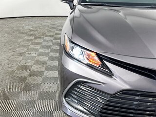 2024 Toyota Camry LE — photo 9
