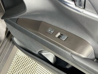 2024 Toyota Camry LE — photo 29