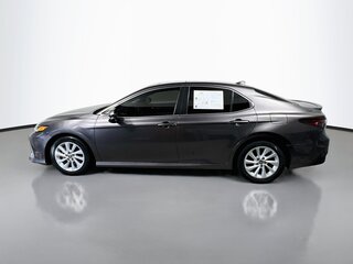 2024 Toyota Camry LE — photo 6