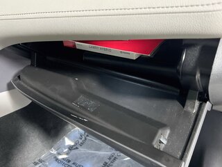 2022 Toyota Camry SE — photo 32