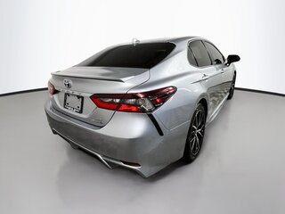 2022 Toyota Camry SE — photo 3