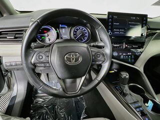 2022 Toyota Camry SE — photo 15