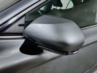 2024 Toyota Camry SE — photo 10
