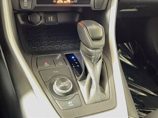 2025 Toyota Rav4 LE — photo 20