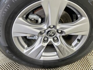 2024 Toyota Rav4 XLE — photo 11