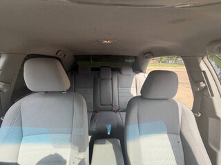 2016 Toyota Camry LE — photo 36