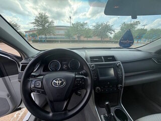 2016 Toyota Camry LE — photo 13