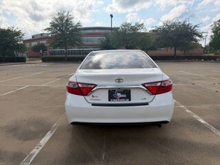 2016 Toyota Camry LE — photo 5