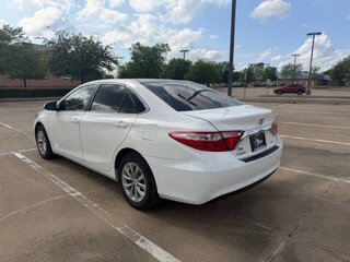 2016 Toyota Camry LE — photo 4