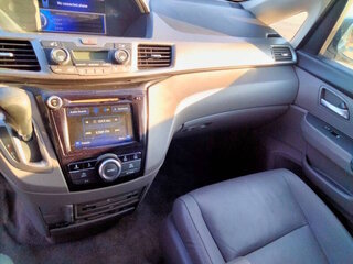 2015 Honda Odyssey EX-L — photo 15