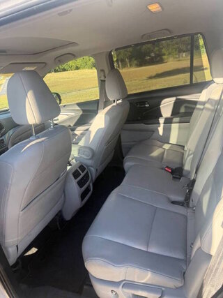 2022 Honda Pilot SE — photo 14