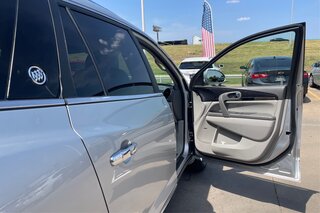 2016 Buick Enclave Leather — photo 23