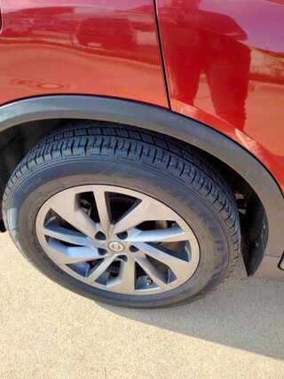 2016 Nissan Rogue SL — photo 24