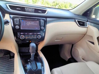 2016 Nissan Rogue SL — photo 17