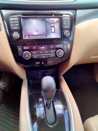 2016 Nissan Rogue SL — photo 16