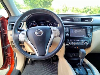 2016 Nissan Rogue SL — photo 15