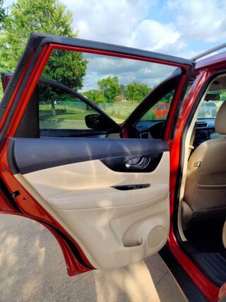 2016 Nissan Rogue SL — photo 11