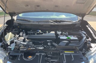 2017 Nissan Rogue SV — photo 26