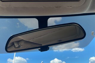 2017 Nissan Rogue SV — photo 17