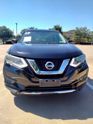 2017 Nissan Rogue S — photo 2