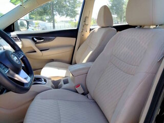 2017 Nissan Rogue S — photo 10