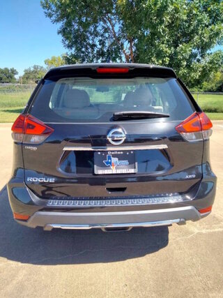 2017 Nissan Rogue S — photo 6