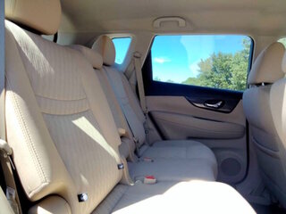 2017 Nissan Rogue S — photo 23