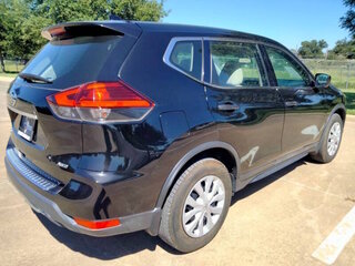2017 Nissan Rogue S — photo 5