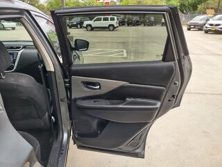 2017 Nissan Murano S — photo 14