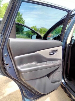2018 Nissan Murano SV — photo 11