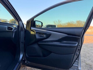 2019 Nissan Murano S — photo 13