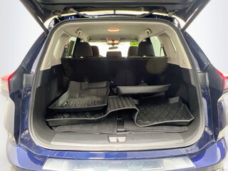 2024 Nissan Rogue SV — photo 31