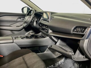 2024 Nissan Rogue SV — photo 32