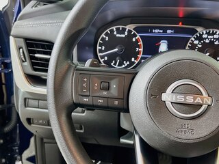 2024 Nissan Rogue SV — photo 16