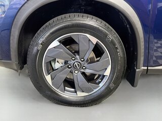 2024 Nissan Rogue SV — photo 11