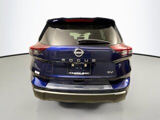2024 Nissan Rogue SV — photo 4