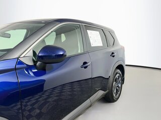 2024 Nissan Rogue SV — photo 10