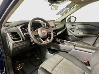 2024 Nissan Rogue SV — photo 27
