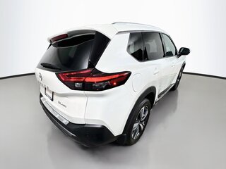 2023 Nissan Rogue SL — photo 3
