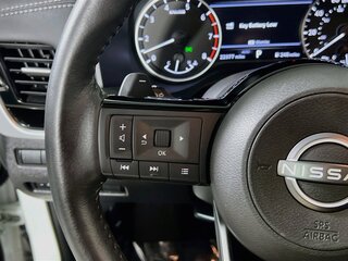 2023 Nissan Rogue SL — photo 16