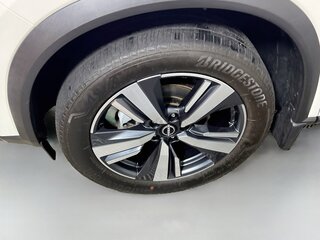 2023 Nissan Rogue SL — photo 11