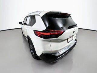 2023 Nissan Rogue SL — photo 5