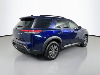 2022 Nissan Pathfinder SV — photo 3